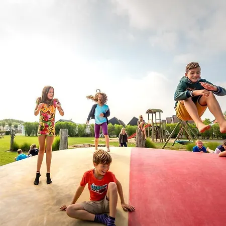 Veld & Duin 캠프장 브레데네